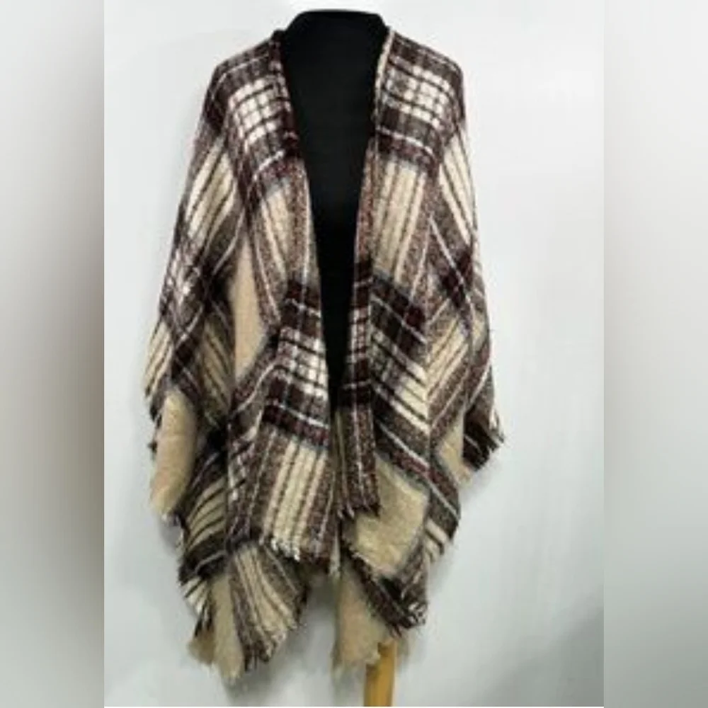 FRAAS The Scarf Company Cape Poncho Plaid Brown /Black Cozy Wrap Onesize - Picture 3 of 8